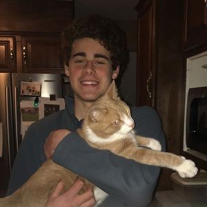 Meet your Posher, Sean